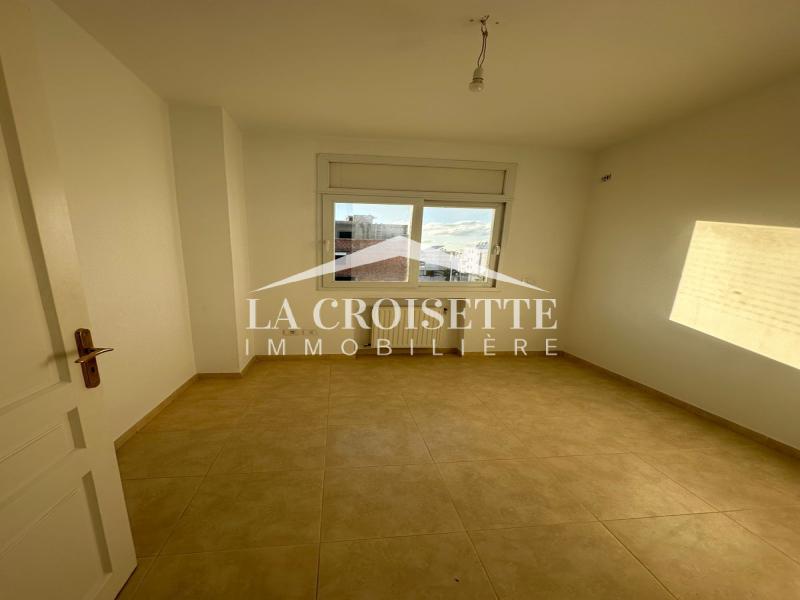 Appartement S+3 à Ain Zaghouan Nord